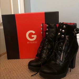 G by GUESS Grazie black heeled boots